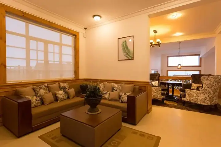 Нувара-Элия: C I Residence