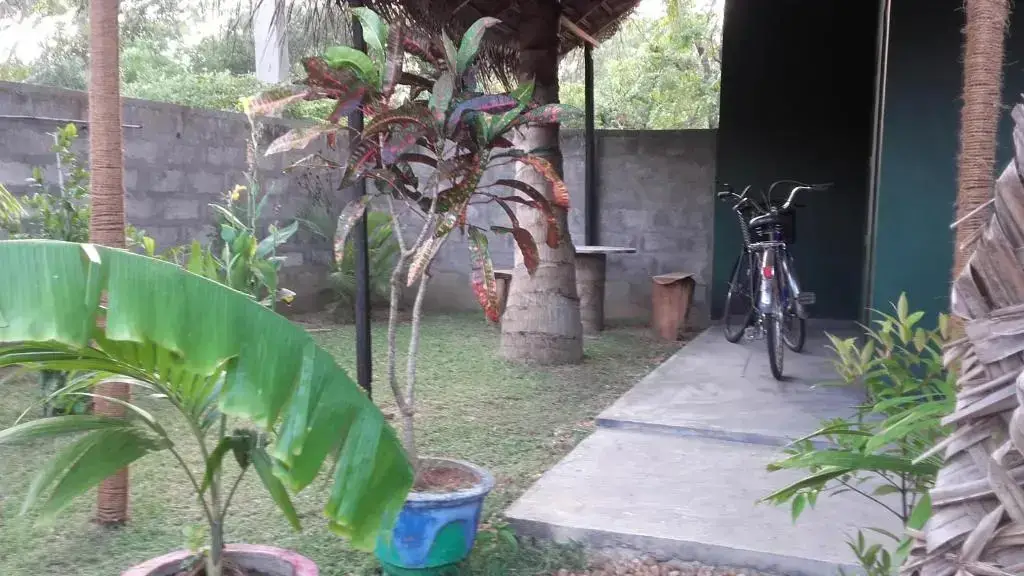 Киринда: Green House Yala