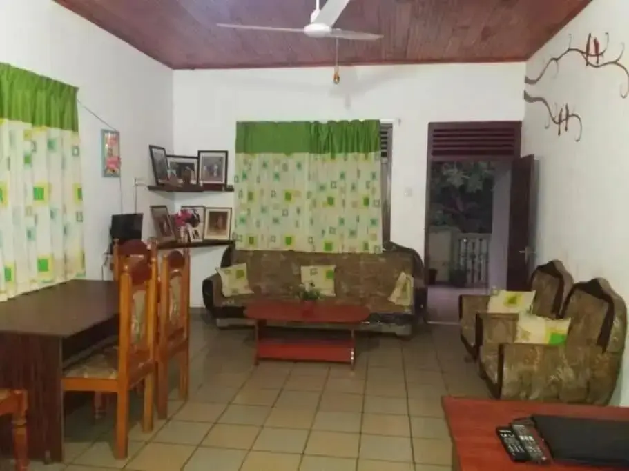 Хамбантота: Mithi-la city home stay