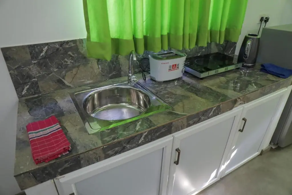 Негомбо: Sea breeze resort Apartments No 02