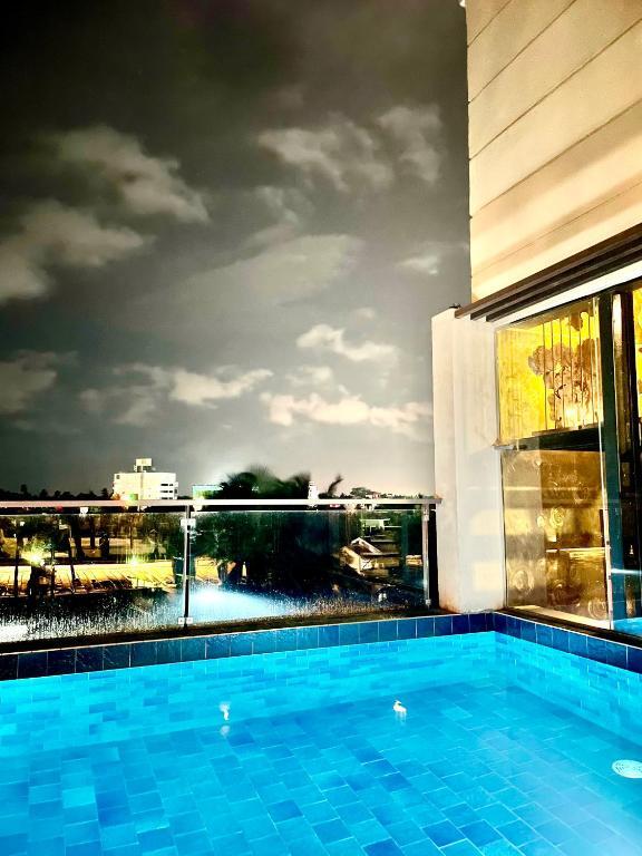 Негомбо: PentOn45 - Luxury Penthouse Apartment