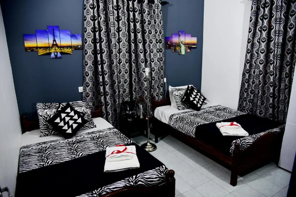 Негомбо: One and Only Apartment