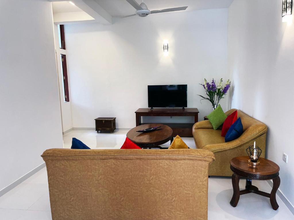 Келания: Welaratne Apartment