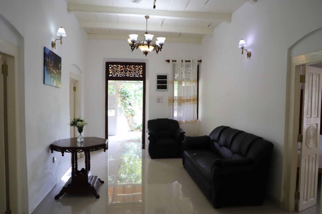 Велигама: Illamperuma Villa Holiday Home
