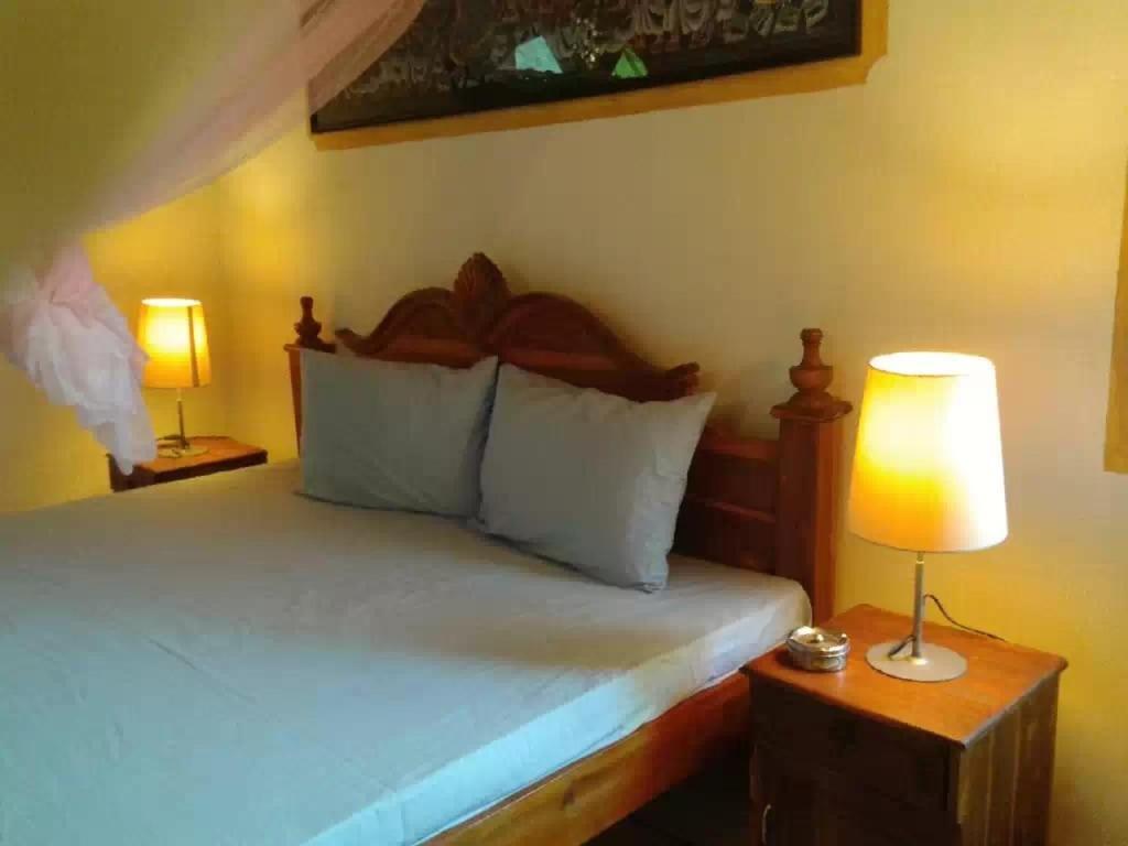 Хиккадува: Golden Villa 7