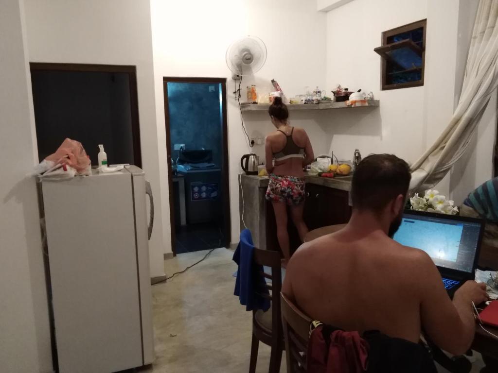 Хиккадува: Auri Residence