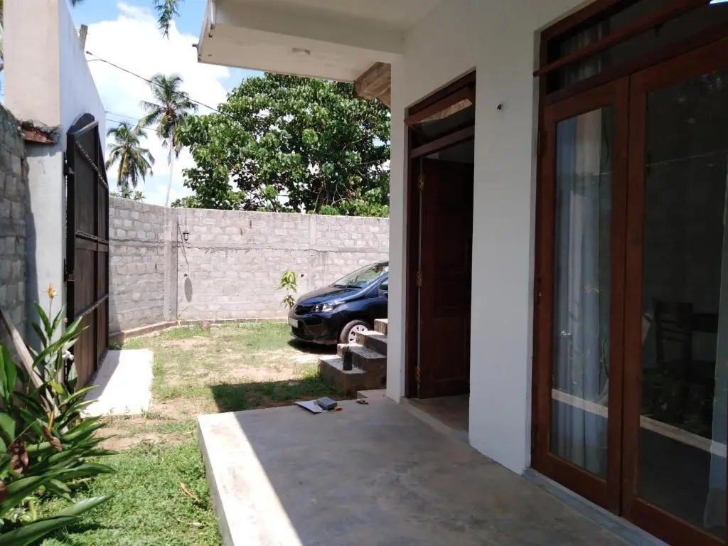 Хиккадува: Auri Residence