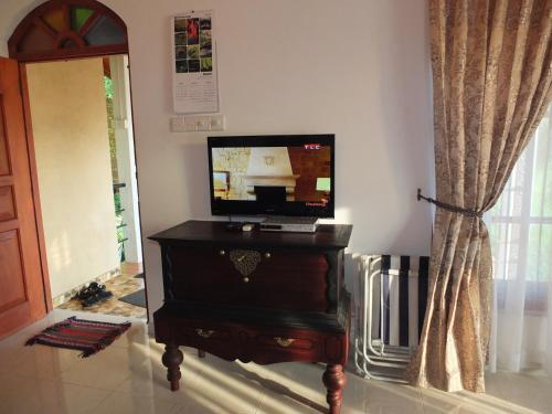 Хиккадува: Hikka Studio Apartment