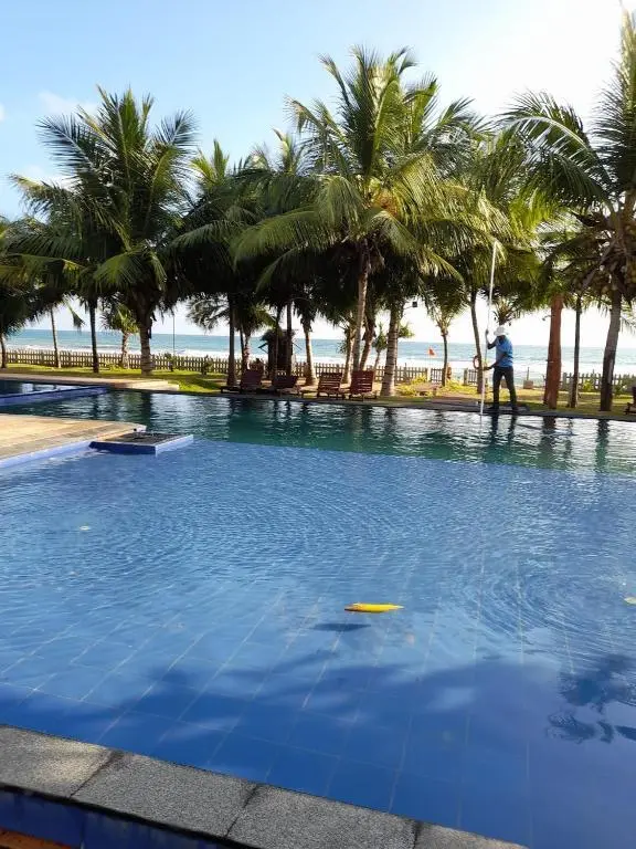 Нилавели: Apartment314 Oceanfront condos Nilaveli
