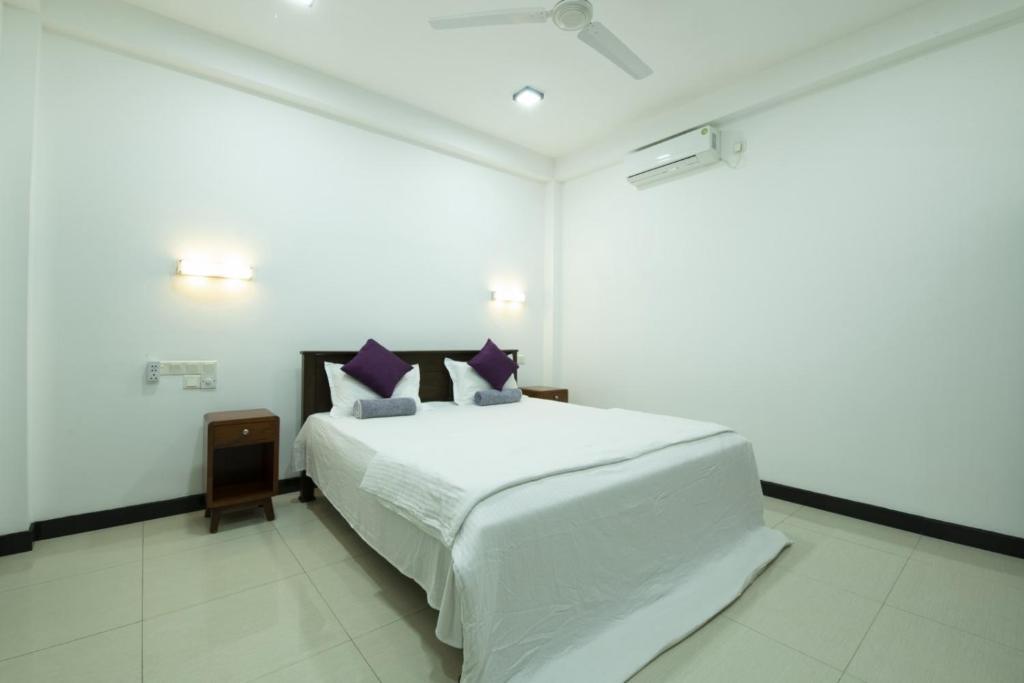 Хиккадува: Sea Yo Villa - Super Luxury 2 Bed Room Apartment