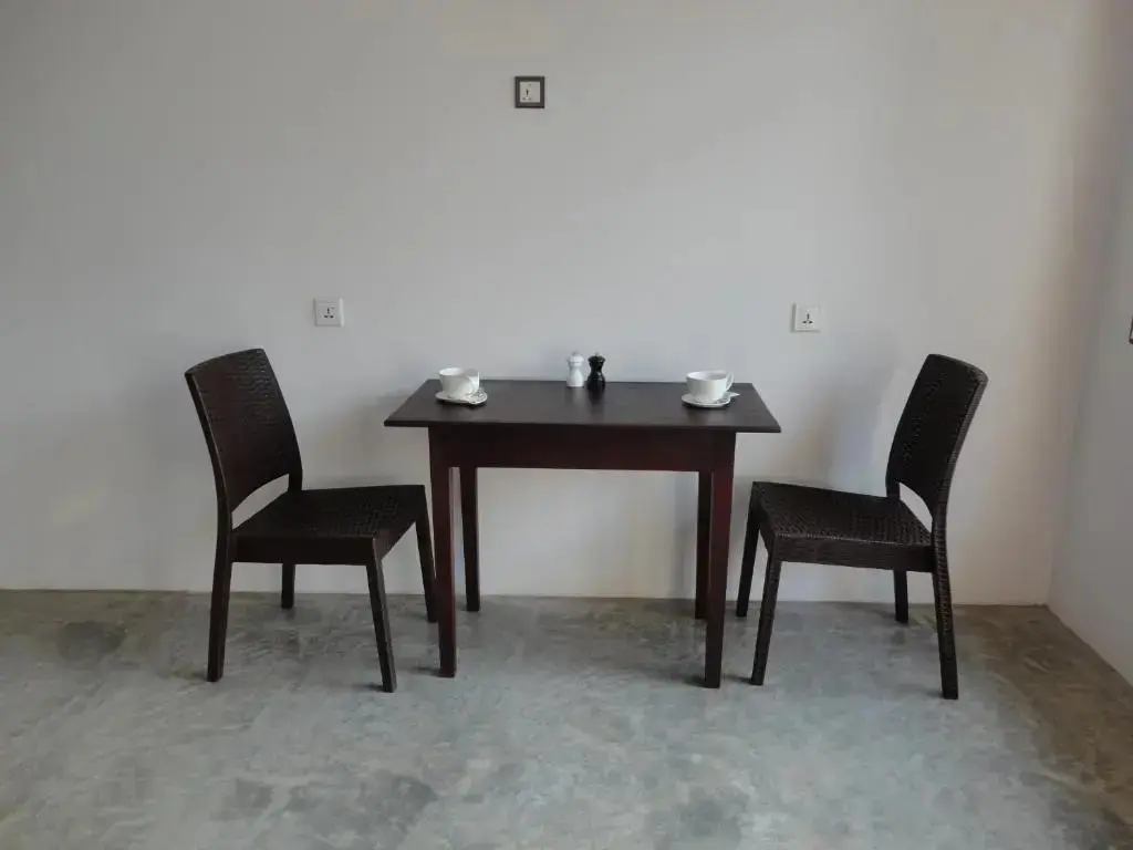 Хиккадува: Edelweiss Residence