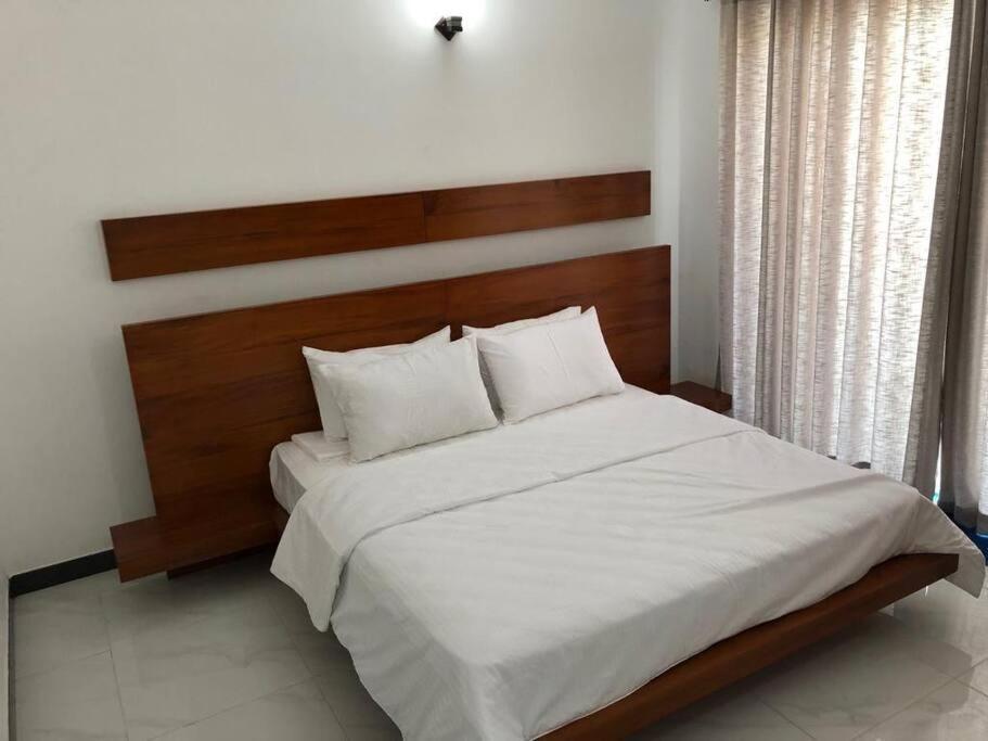 Гора Lavinia: Modern luxury Condo,3 bedroom and 3 bathrooms
