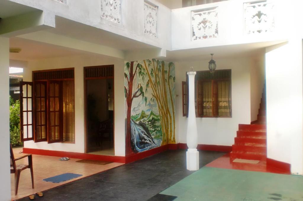 Бентота: 161 White Villa