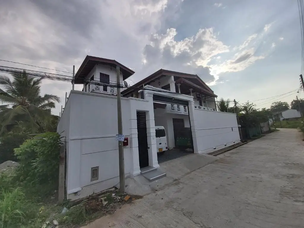 Котикаватта: Rajasinhge villa