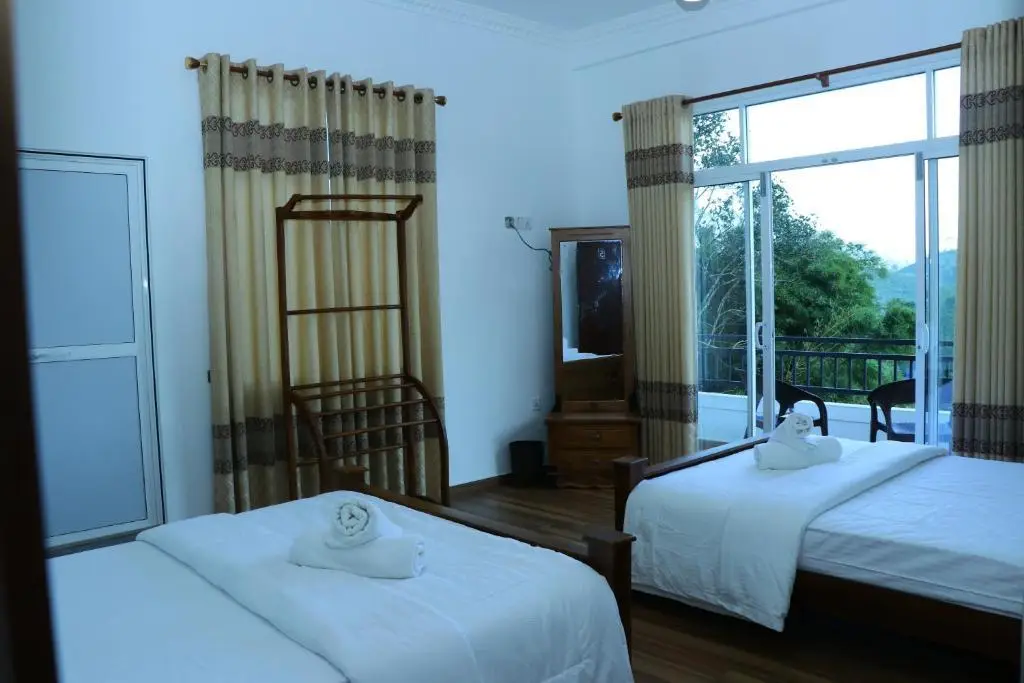 Хаттон: White House Bungalow