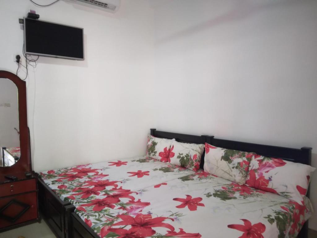 Катарагама: Dinu Holiday Inn