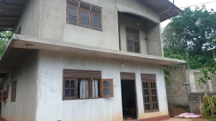 Амбалангода: 2 Storied Home For family