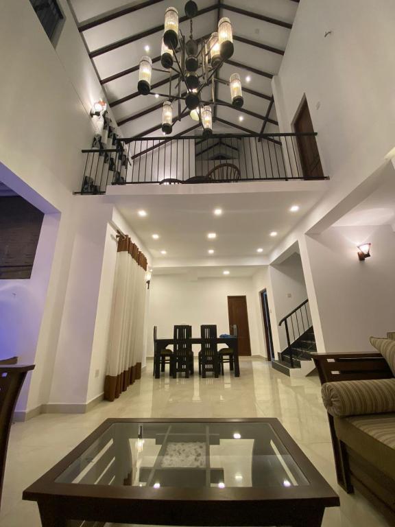 Негомбо: 3 bed 2 bath Entire furnished house in Negombo