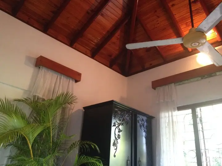 Негомбо: Lidwins Inn 15 minutes to the airport