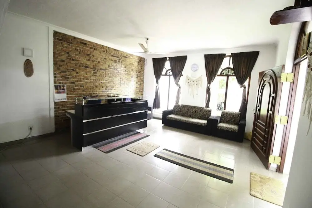 Коломбо: Yoho Solid Hotel Colombo 05