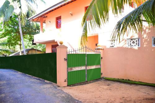 Бентота: Prince Bungalow