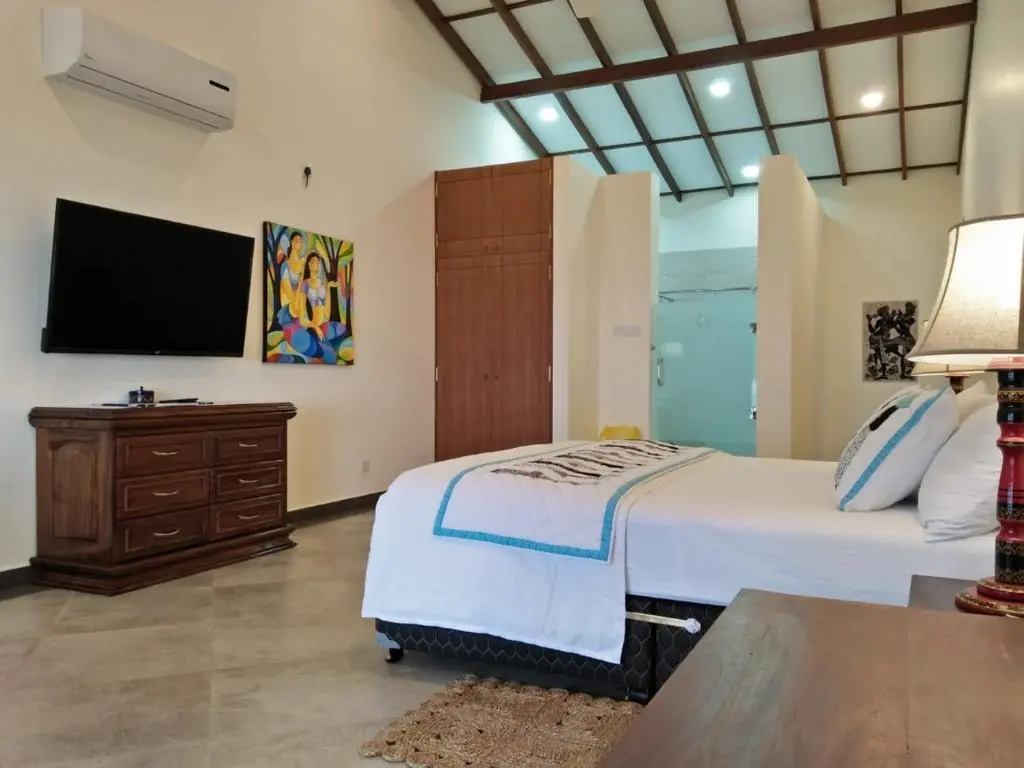 Ранна: Arhimser Villa-superb 4 bedrooms beachfront bb for 8 plus 2 extra beds in Ranna, Tangalle, airport shuttle, BBQ, meals, fully serviced