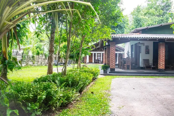 Анурадхапура: Green Cottage