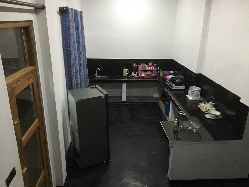Диквелла: Surfing Sea Hiriketiya 3 Bed Room Entire Villa