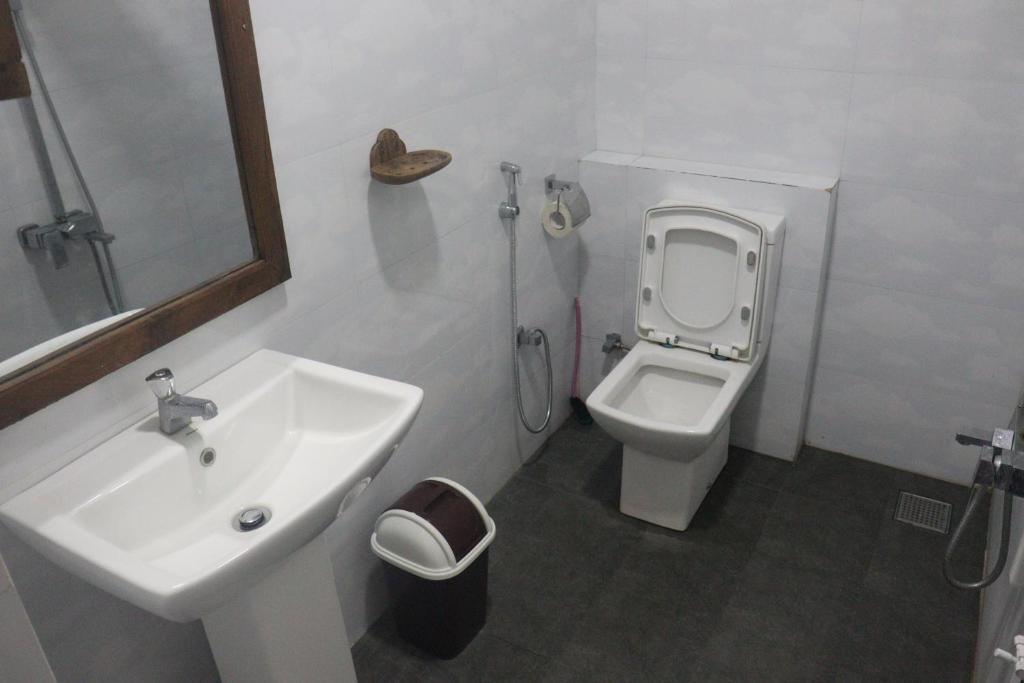 Диквелла: Surfing Sea Hiriketiya 3 Bed Room Entire Villa