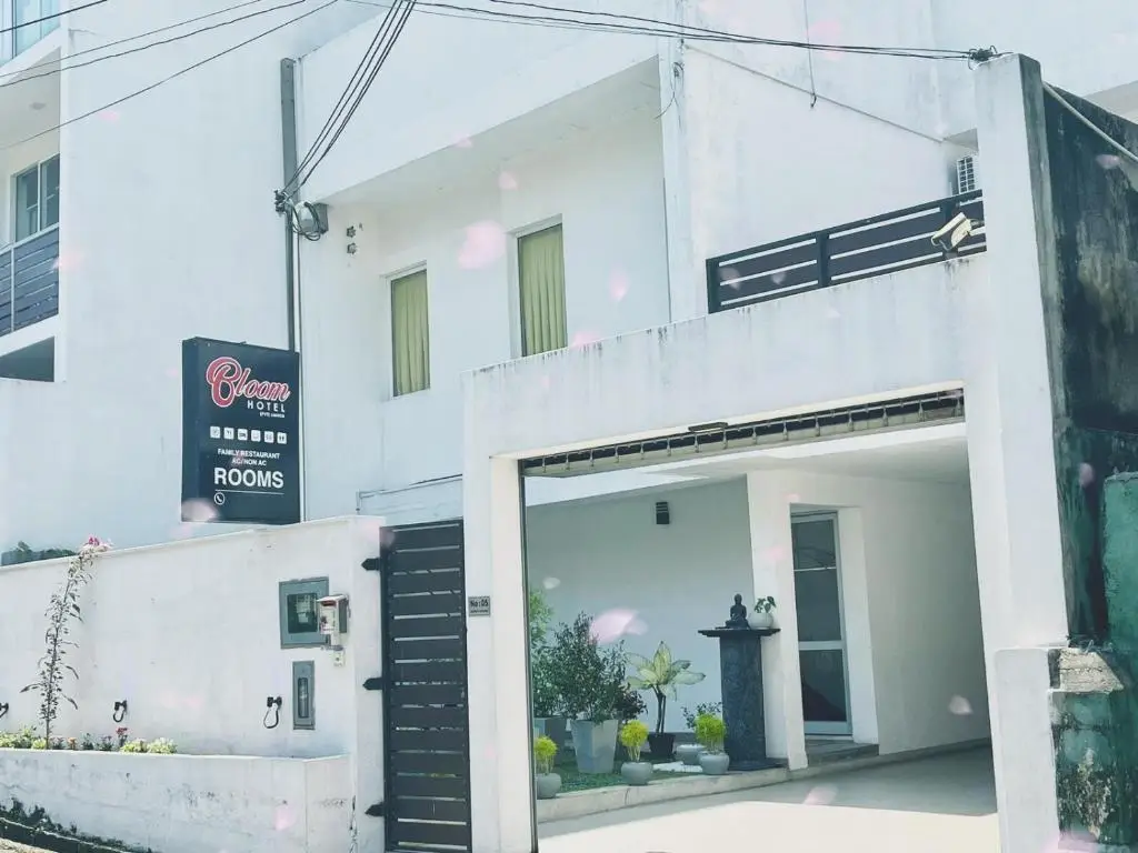 Гора Lavinia: Bloom Hotel