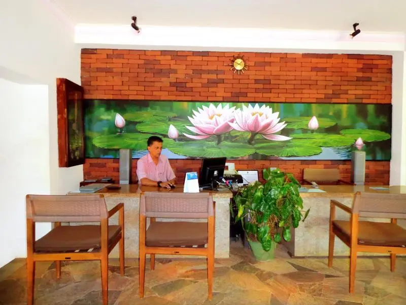 Канди: Brookside Nature Hotel