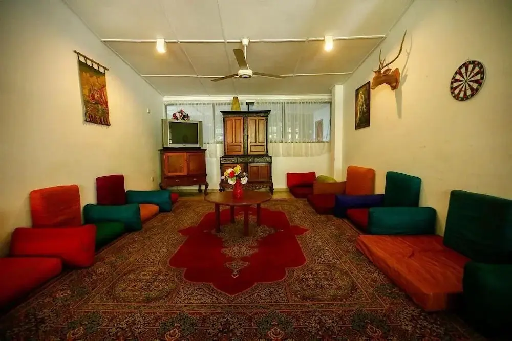 Канди: Brookside Nature Hotel