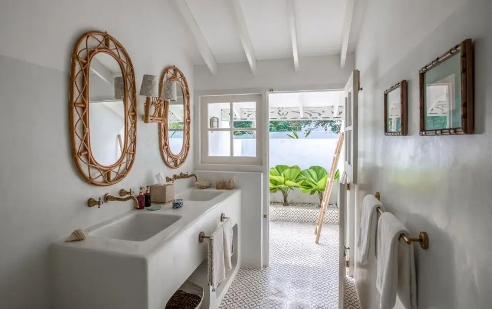 Тальпе: Breathtaking Villa In 02 Acres Of Tropical Walled-in Gardens