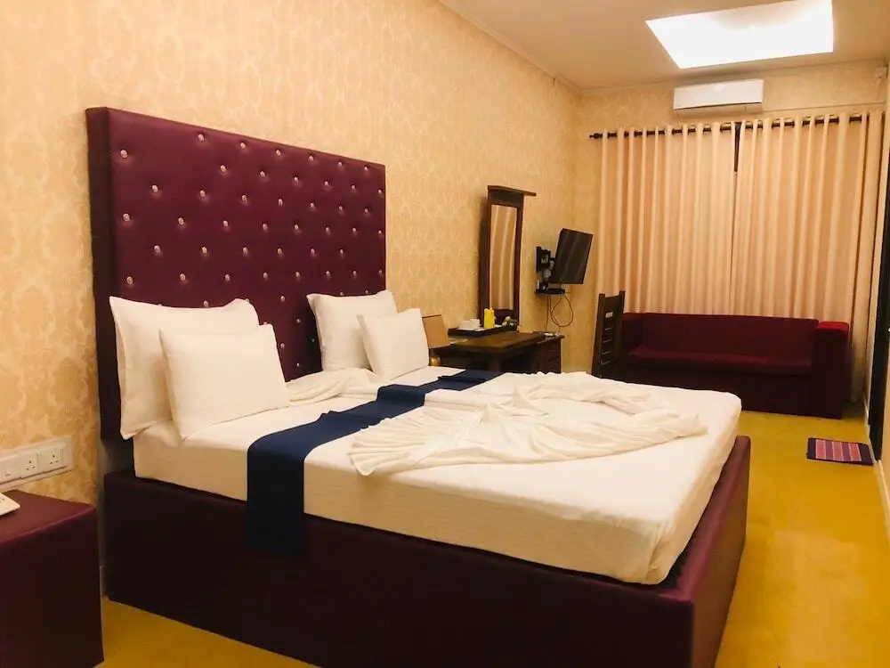 Чилав: Mikayla Resort