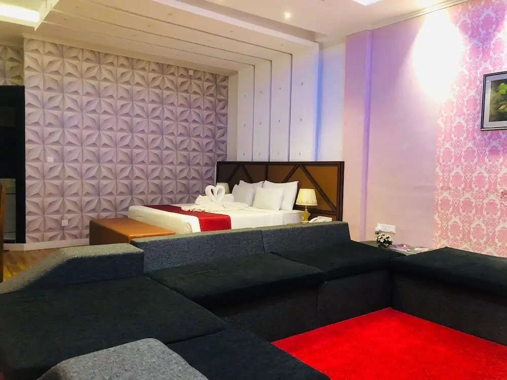 Чилав: Mikayla Resort