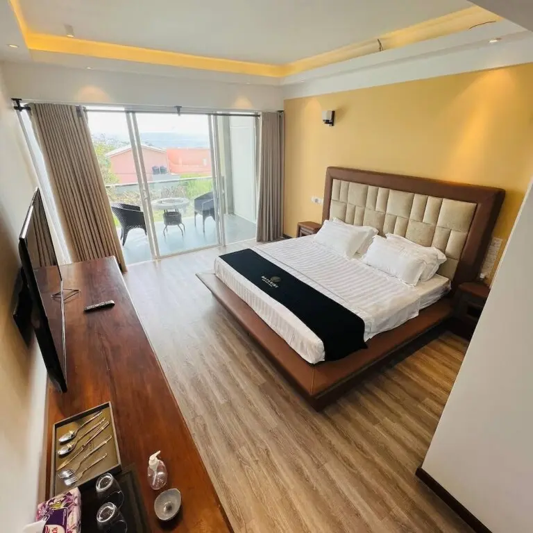 Диквелла: Mazarine Surf Suites