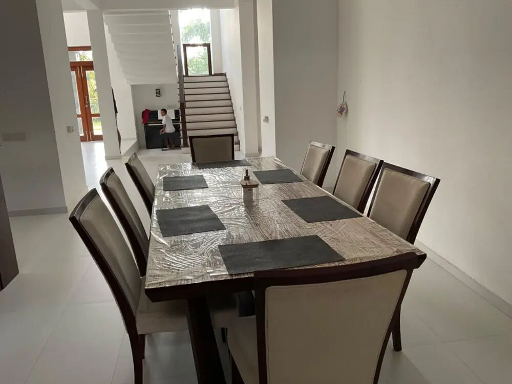 Галле: Spacious Stand-alone 2-bed Villa in Galle
