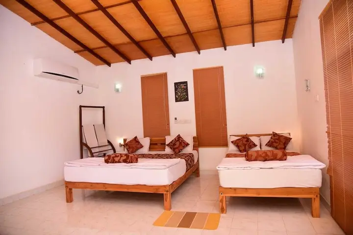 Анурадхапура: Indika Lake Resort @ Village