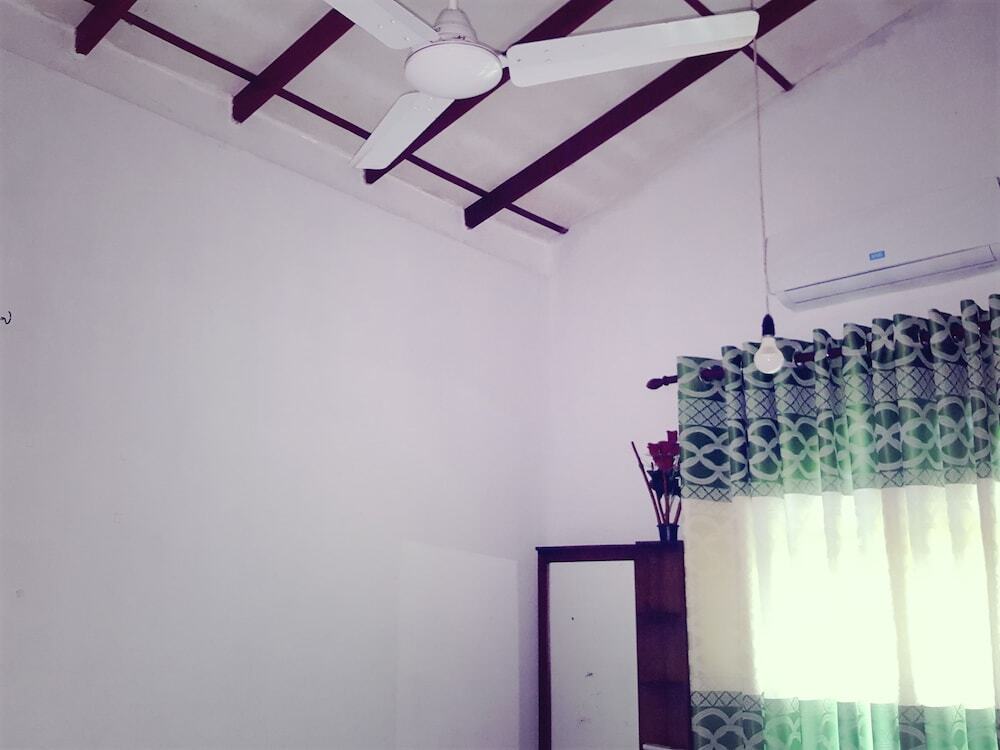 Галле: Homestay 24