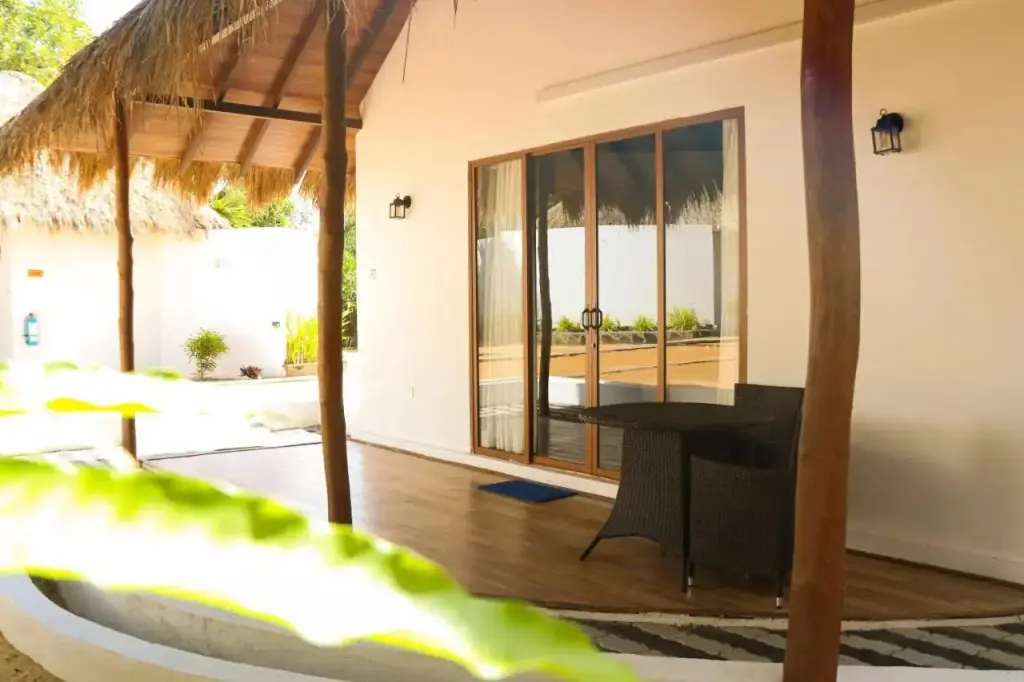 Кандакули: The Blue Lagoon Resort  Kalpitiya