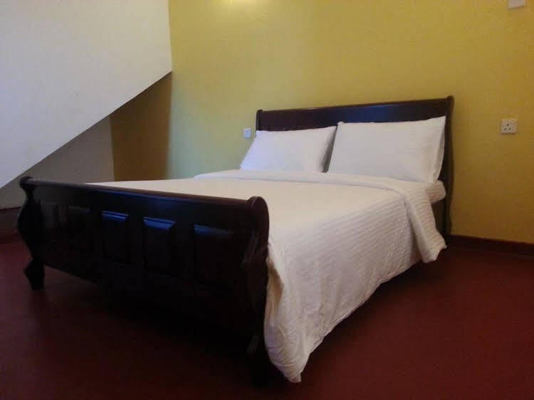 Нувара-Элия: Winkfield Hotel