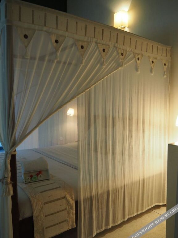 Гора Lavinia: Royce Hotel