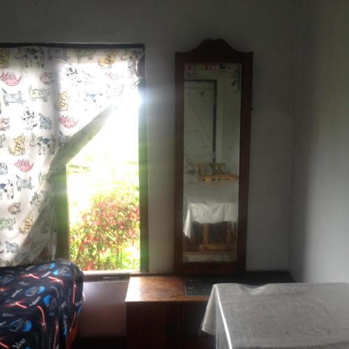 Нувара-Элия: Lake & lake guest house