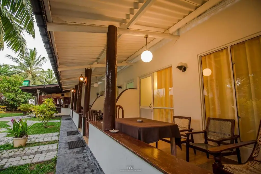 Унаватуна: sea view beach resort,unawatuna