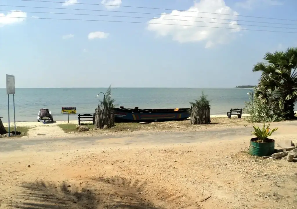 Джафна: Charty Beach Resort