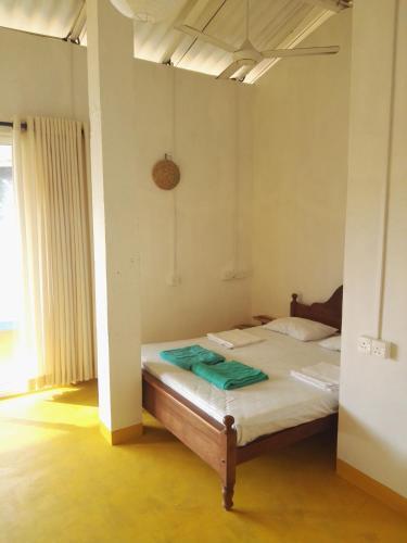 Унакурува: Arthol Beach Resort