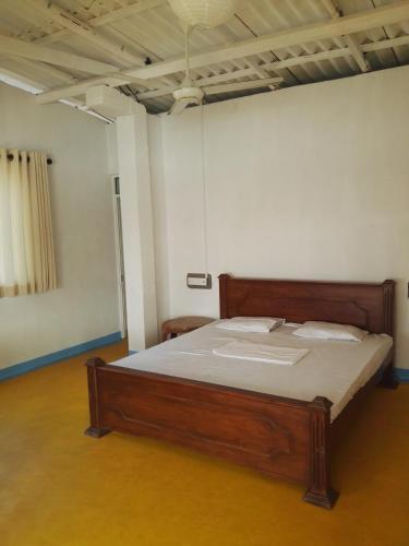 Унакурува: Arthol Beach Resort