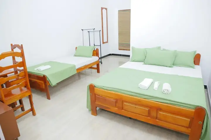 Джафна: Amis hotel