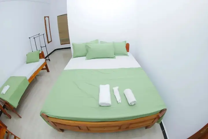 Джафна: Amis hotel