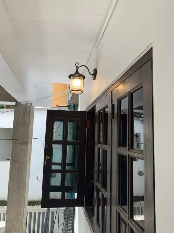 Коломбо: R4 Crescent Stay Colombo Apartment